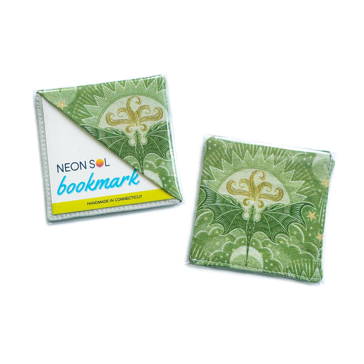 Corner Bookmark | green dragons