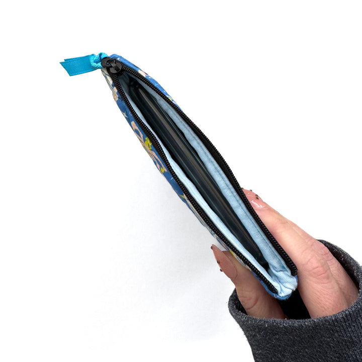 Kindle Sleeve | lost in a romantasy