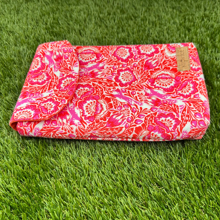 Book Sleeve | subtle foxes